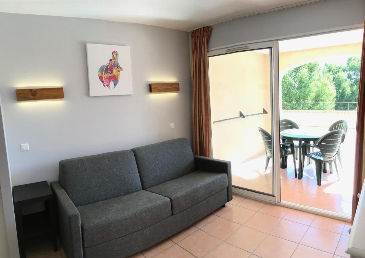 Studio Sur Le Domaine Du Golf De Pont Royal Mallemort Exterior foto