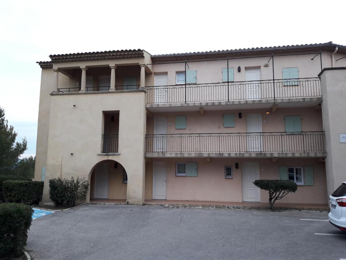Studio Sur Le Domaine Du Golf De Pont Royal Mallemort Exterior foto