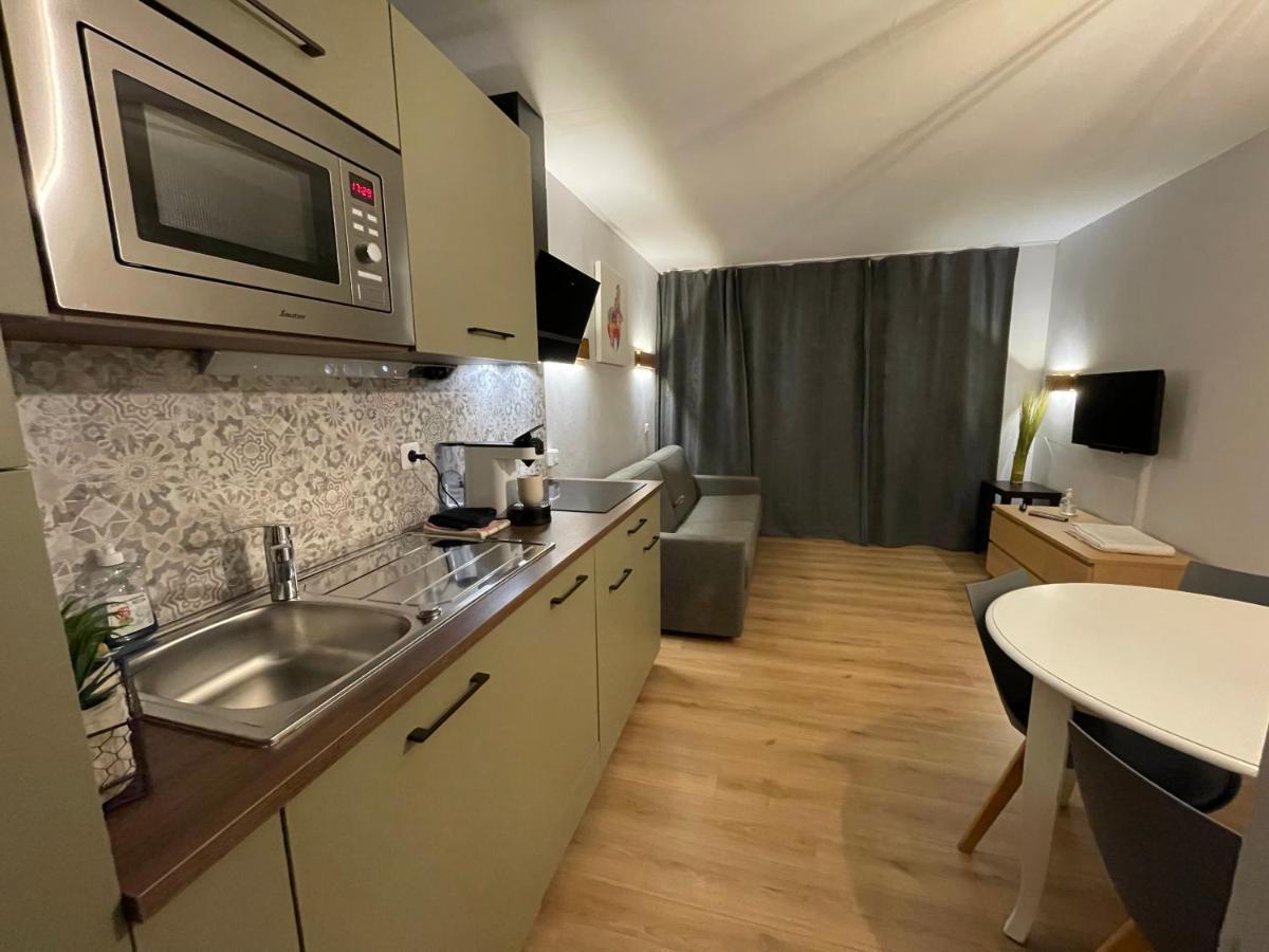 Studio Sur Le Domaine Du Golf De Pont Royal Mallemort Exterior foto